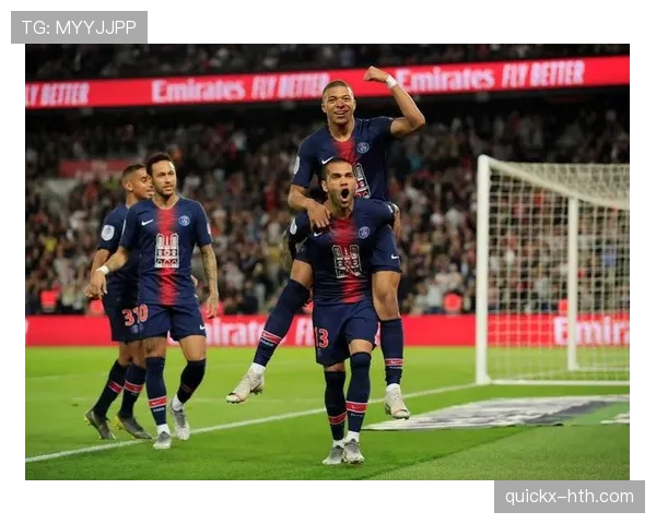 巴黎圣日耳曼中场控制问题显现,当前阶段表现波动对高强度比赛稳定性面临考验 巴黎圣日耳曼中场控制问题显现,当前阶段表现波动对高强度比赛稳定性面临考验